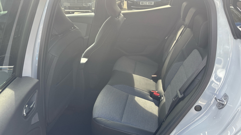 Renault Clio 1.6 E-TECH full hybrid 145 Techno+ 5dr Auto Hybrid Hatchback